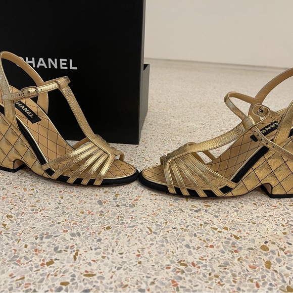 Chanel 2022 Metallic Gold Black Quilted Wedges - Picture 7 of 8